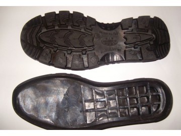 新款黑色橡胶鞋底特价销售，耐高温防滑耐磨的优质选择